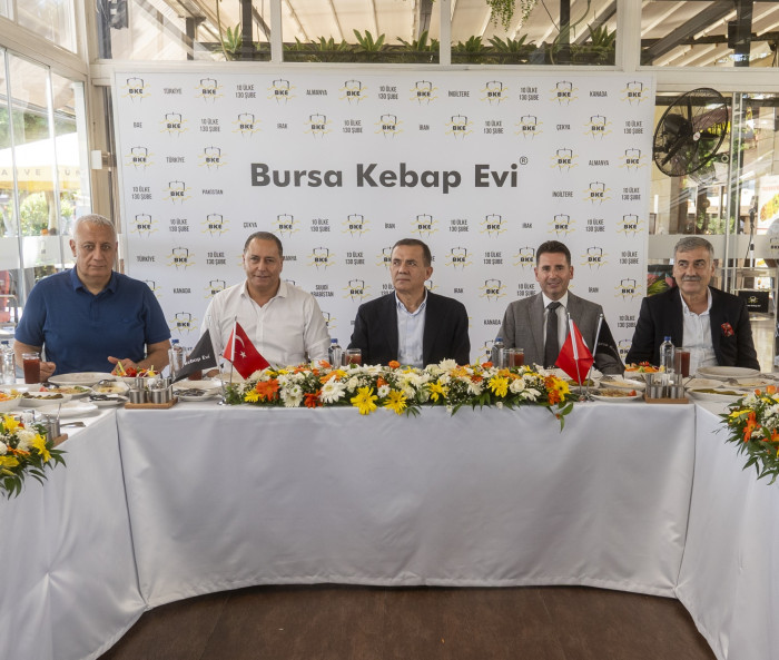 BURSA KEBAP EVİ MERSİN MARİNA ŞUBESİ AÇILDI